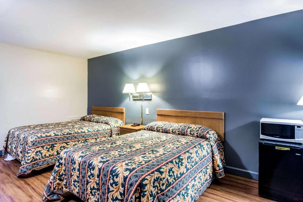 Brentwood Inn Richmond South